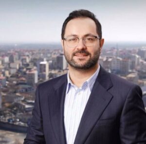 یاسر اسلامدوست