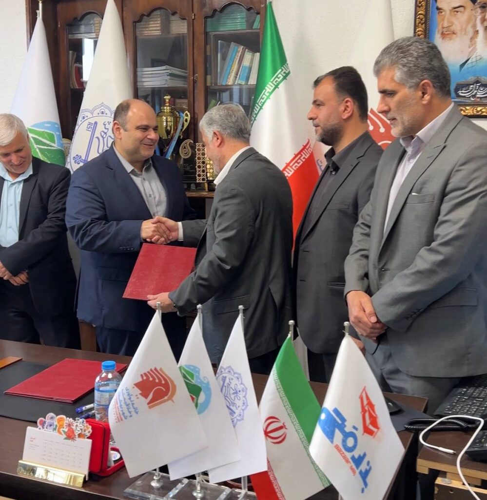 تفاهمنامه همکاری شهرداری رضوانشهر و دانشگاه خواجه نصیر