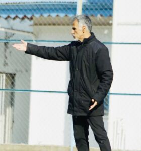 به گزارش خبر تالشی؛ علی اصغر رسول‌زاده سرمربی چوکای تالش از هدایت این تیم کناره‌گیری کرد.