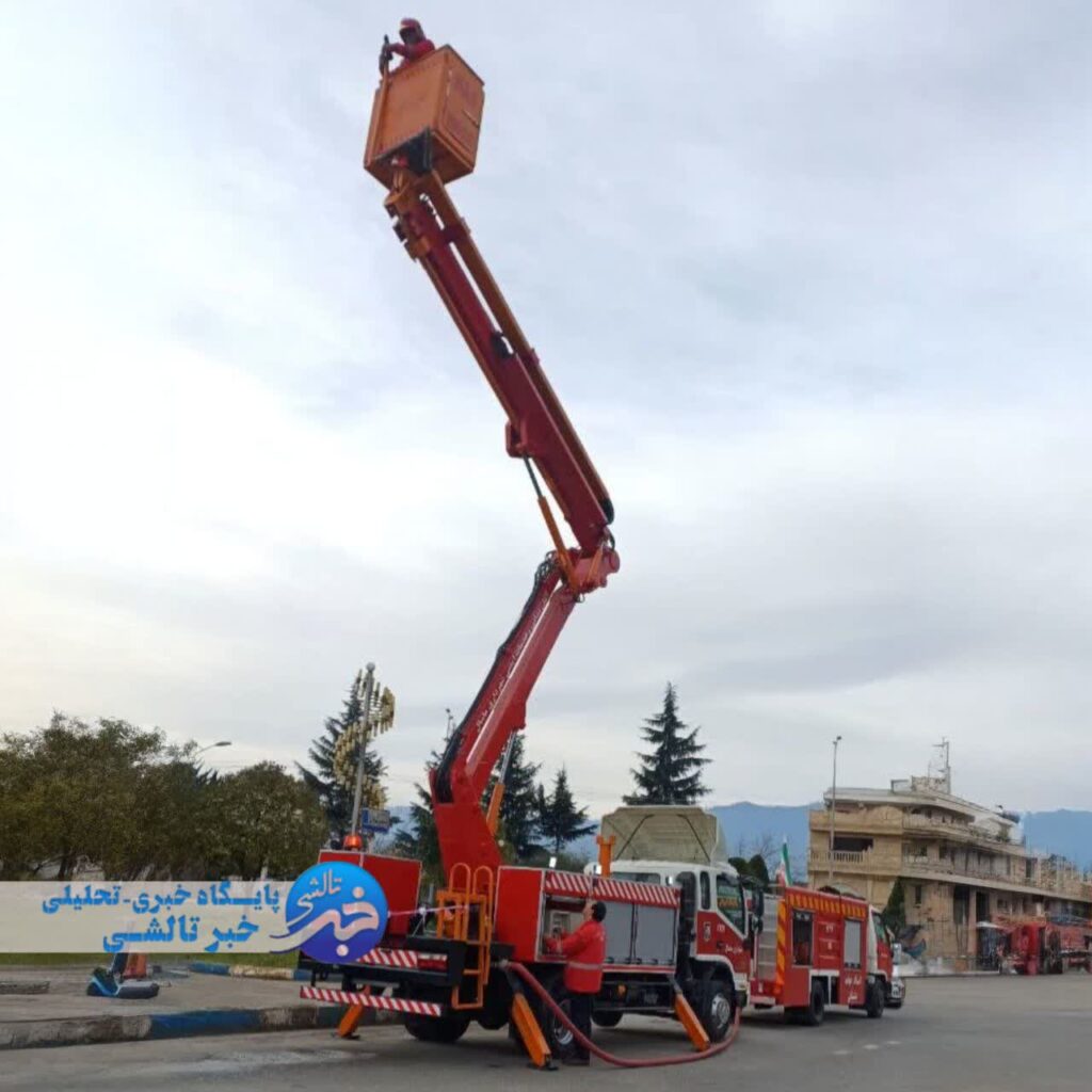 رونمایی شهرداری ماسال از بالابر ۱۸ متری آتش‌نشانی