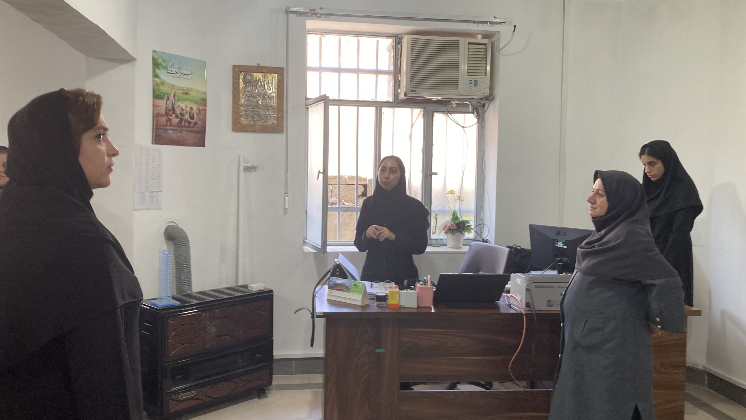 بازدید نظارتی مدیر شبکه بهداشت ماسال از مرکز خدمات جامع سلامت شهری و روستایی