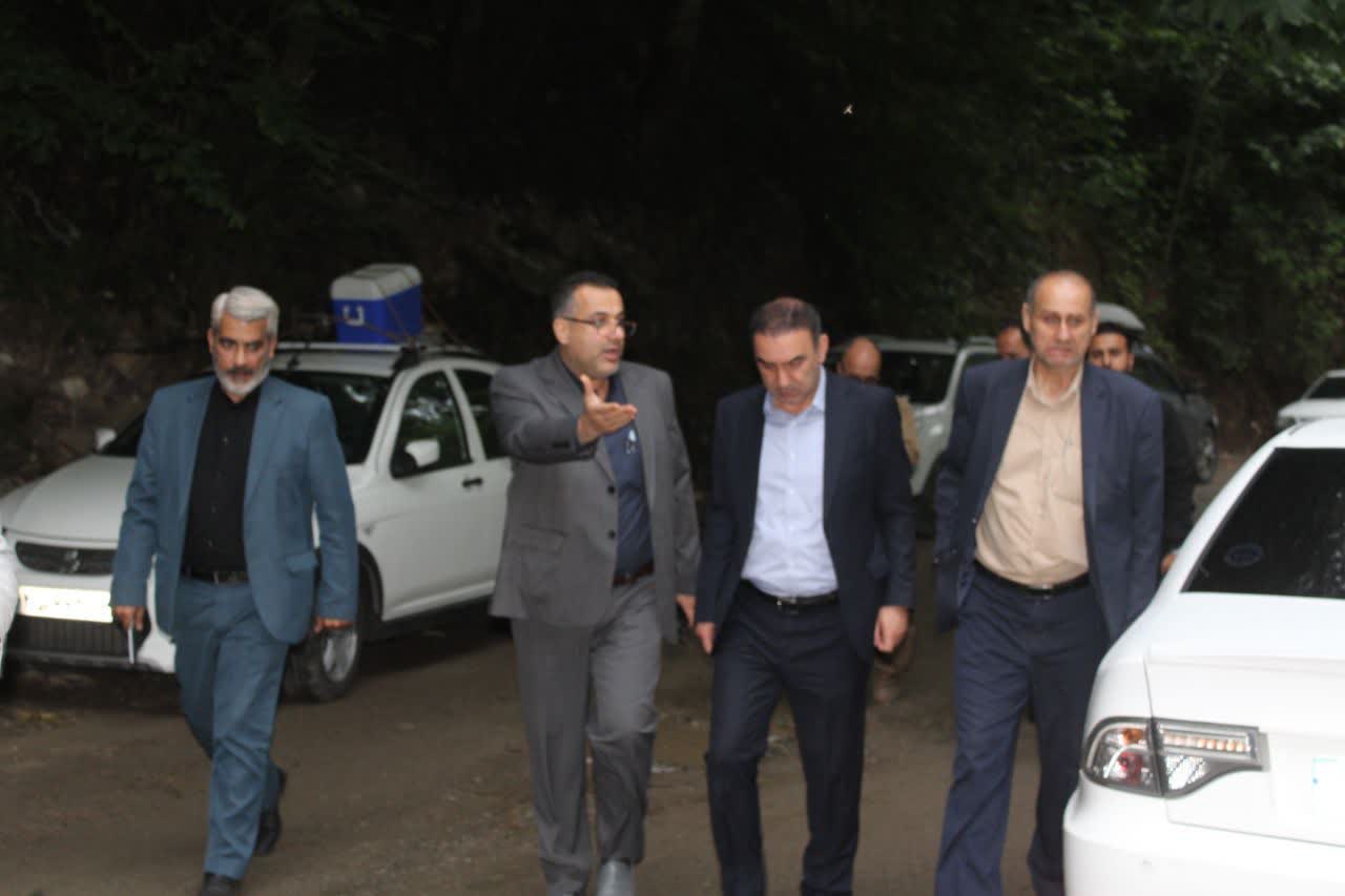 بازدید میدانی فرماندار رضوانشهر از مسیر آبشار ویسادار