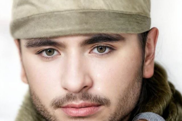 مادر شهید بهمن مسلم‌آبی دار فانی را وداع گفت